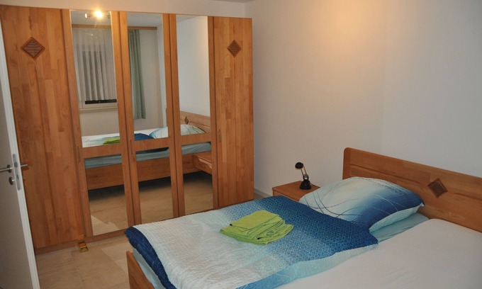 Wenigenjena Apartment | Apartment in a quiet location Jena Ost with connections to local transport