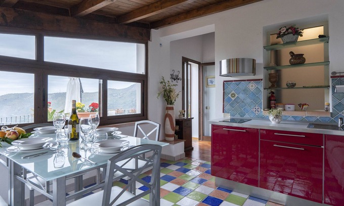 Reitano House | Apartment in a two-room villa called Panarea 4/5 beds