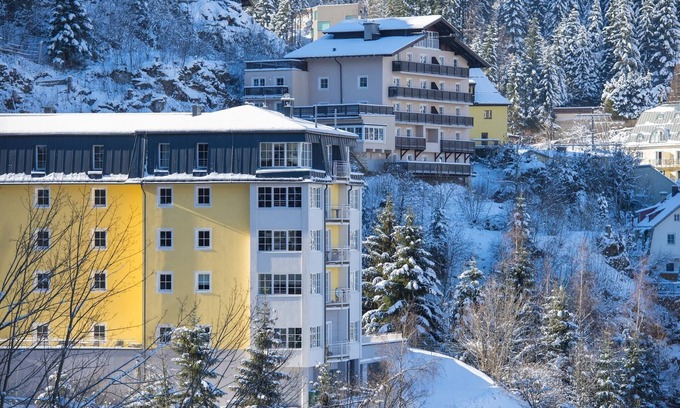 Bad Gastein Apartment | Apartment in Bad Gastein near Ski Slopes