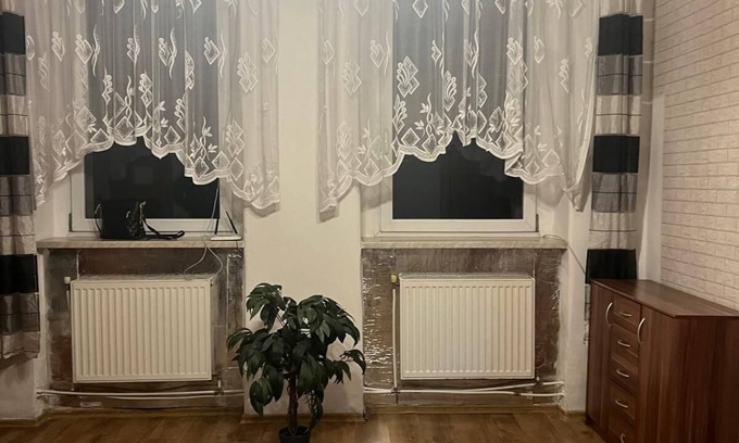 Bytom Apartment | Apartment in Bytom center with full service awaiting you. Quiet area.
