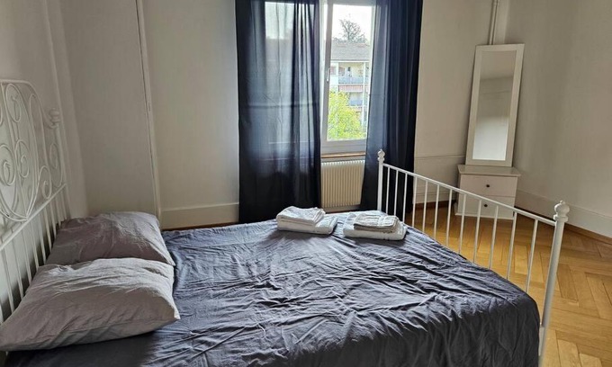 Mattenhof-Weissenbuhl Apartment | Apartment In Capital, Sleep Four