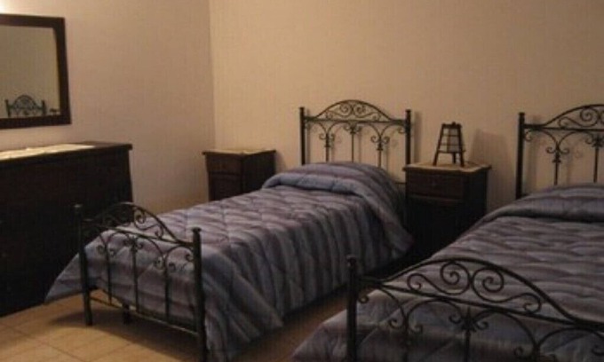 Oria Apartment | Apartment in complex with ample parking and close to 15min from the sea