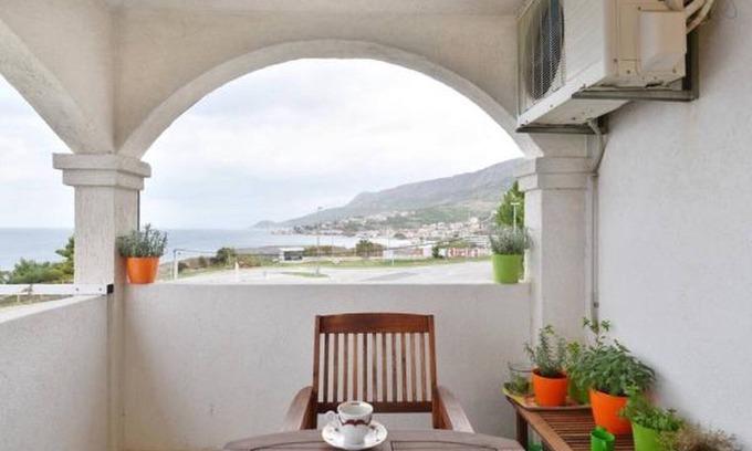 Dugi Rat Apartment | Apartment in Duće with Seaview, Terrace, Air condition, WIFI (5063-1)