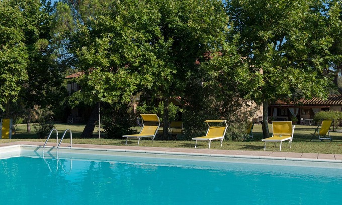 Pomarance Other | Apartment in farmhouse in Tuscany with swimming pool, wifi, restaurant, garden