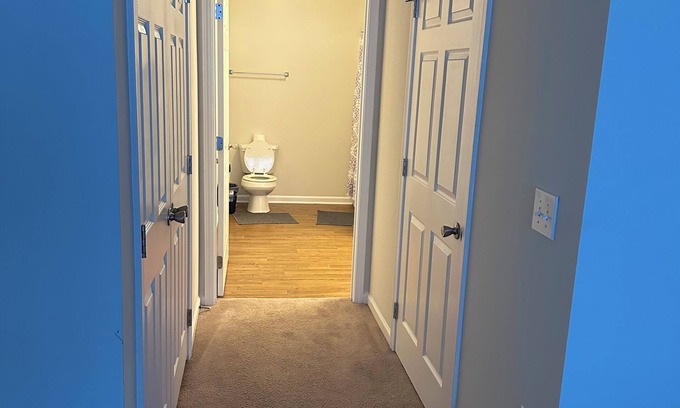 Deep River Apartment | Apartment in High point