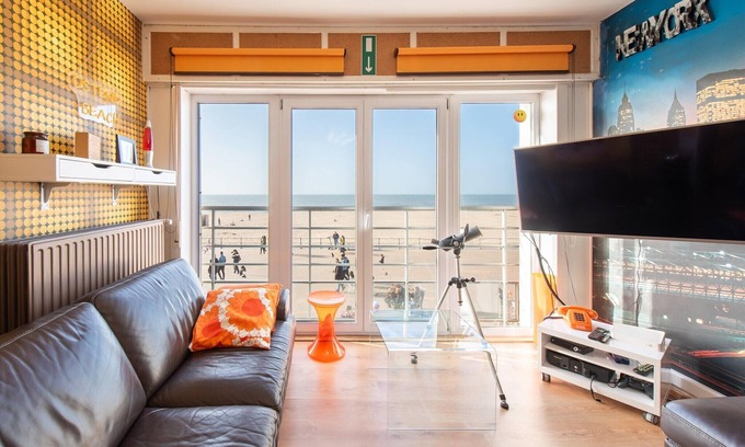 Mariakerke Apartment | Apartment in Ostend with Sea Views