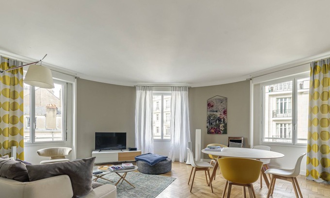 Epinettes Apartment | Apartment in the 17th district, ideal for a single person or a couple