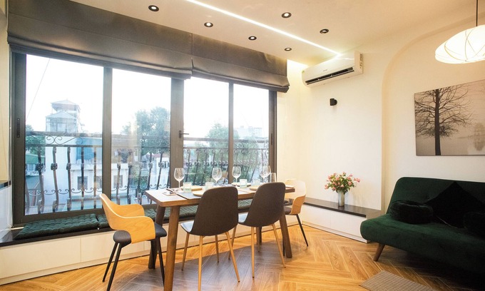 Hoan Kiem Apartment | Apartment in the center of old Hanoi!