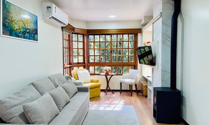 Floresta Apartment | Apartment in the heart of Gramado, about a 10-minute walk from Rua Coberta