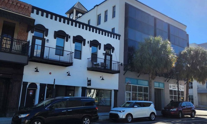 Historic Downtown Apartment | Apartment in the heart of Historic Ocala Downtown