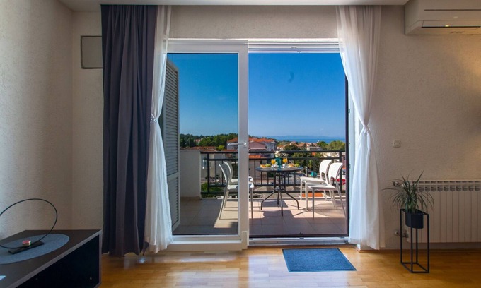 Gorinka Apartment | Apartment Josi (111591-A1) - Makarska