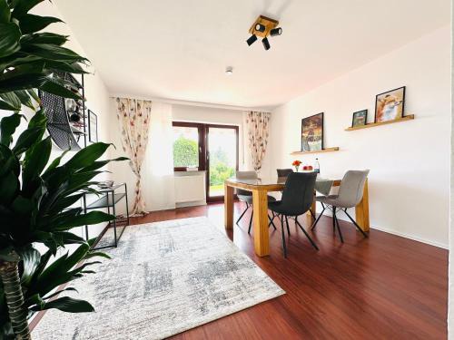 Donaueschingen Apartment | Apartment Kneer - Panoramic View & Private Garden near Black Forest & Lake Constance
