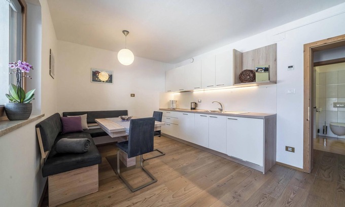 Avelengo Apartment | Apartment "Kratzberg" near Skiing Area with Forest View, Wi-Fi, Balcony & Shared Garden