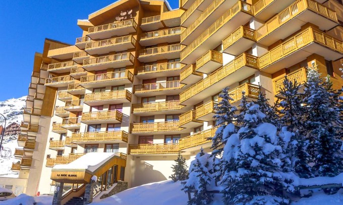 Val-Thorens Apartment | Apartment La Roche Blanche-4 by Interhome