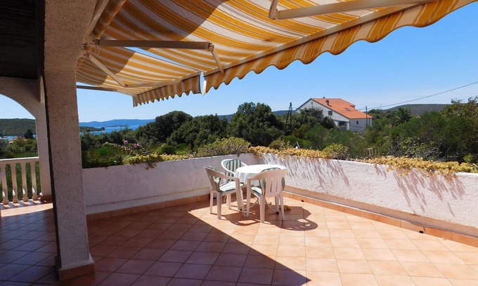 Muline Apartment | Apartment Lado - 230 m from sea: SA1(2+1) - Muline, Island Ugljan, Croatia