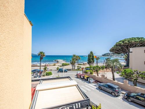 Cavaliere Apartment | Apartment Le Palazzo del Mar-9 by Interhome