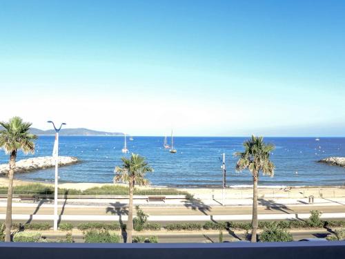 Cavaliere Apartment | Apartment Le Palazzo del Mar-5 by Interhome