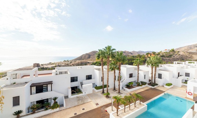 Playa Macenas Apartment | Apartment 'Macenas La Beach' with Sea View, Wi-Fi and Air Conditioning