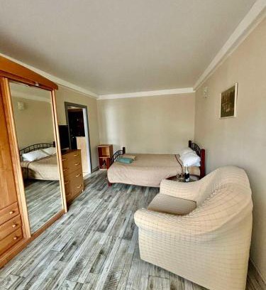 Dniprovs'kyi District Apartment | Apartment metro Darnitsa
