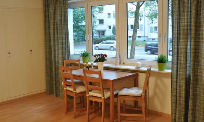 Stuhlinger-Eschholz Apartment | Apartment Mida N°1, 45qm, max. 3 Personen