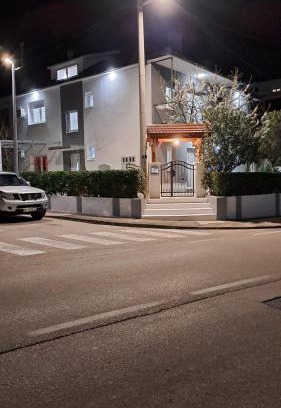 Cove Parja Apartment | Apartment Misir in downtown