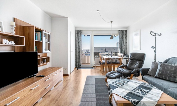 Busum Apartment | Apartment 'Muschelbank No 4' with Sea View, Balcony and Wi-Fi