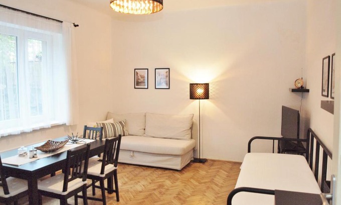 Prague 3 Apartment | Apartment Na Parukarce Zizkov