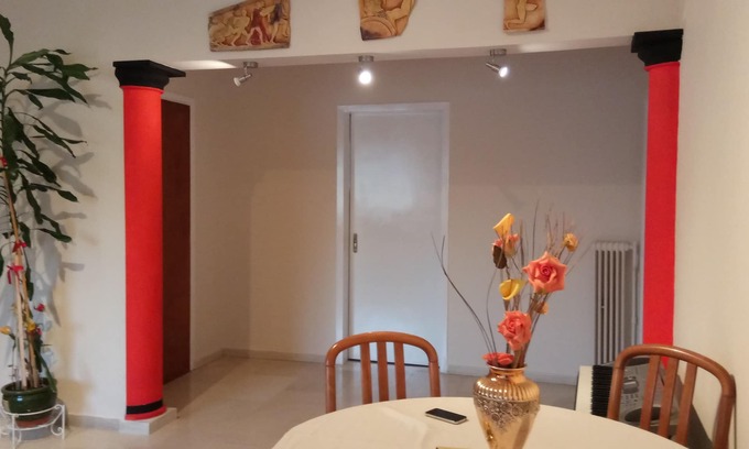 Kallithea Apartment | Apartment near Stavros Niarchos Park & Acropolis