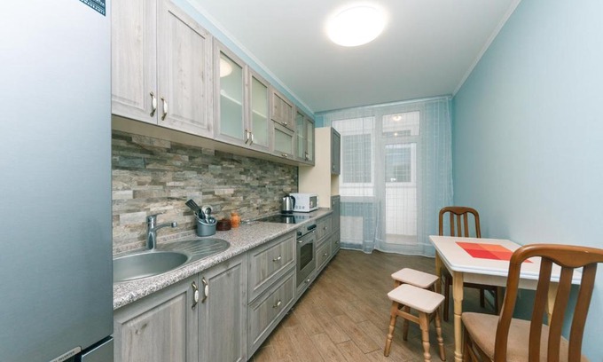 Pozniaky Apartment | Apartment on Dragomanova 2A