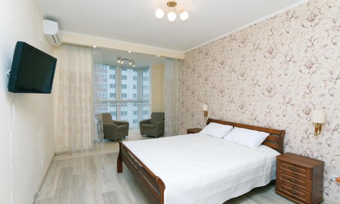 Pozniaky Apartment | Apartment on Drahomanova 2A