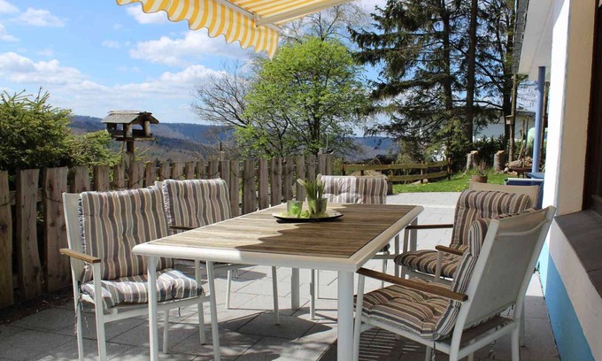 Schanze Apartment | Apartment 'Panoramablick' with Shared Terrace, Shared Garden and Wi-Fi