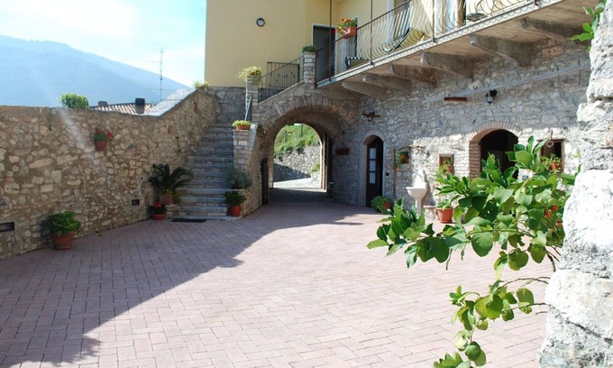 Oldesio Apartment | Apartment permitted in absolute panoramic position, 5 km from Lake Garda, Pets