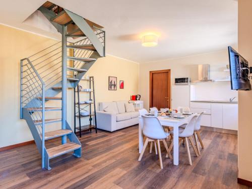 Acquaseria Apartment | Apartment Piazza San Giuseppe-10 by Interhome