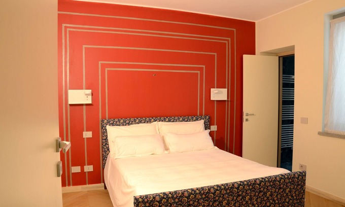 Guardamiglio Apartment | Apartment 'Relax' with Wi-Fi and Air Conditioning