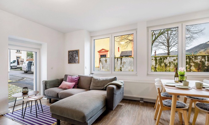 Trittenheim Apartment | Apartment 'Rieslingglück' with Wi-Fi