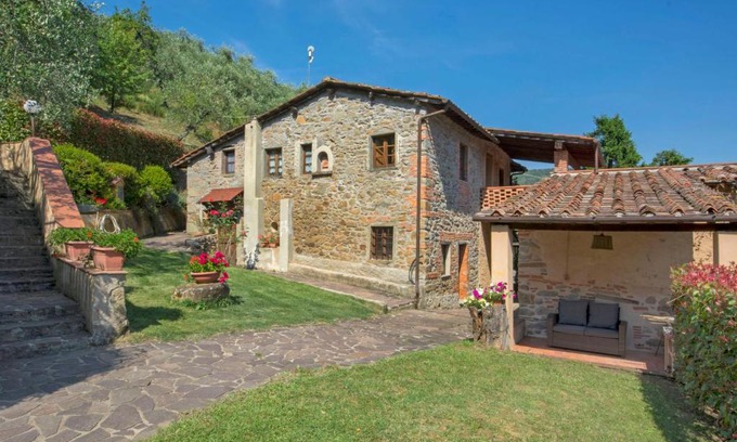 Pescia Apartment | Apartment Santa Margherita-3 by Interhome
