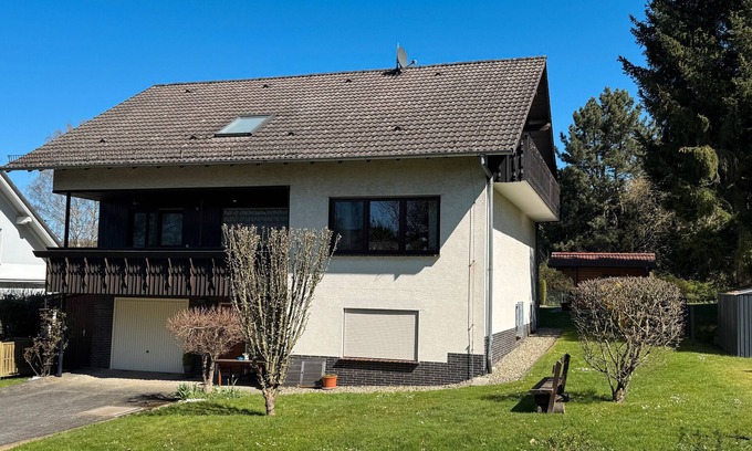 Wellerode Apartment | Apartment 'Schliestädt' with Shared Garden, Balcony and Wi-Fi
