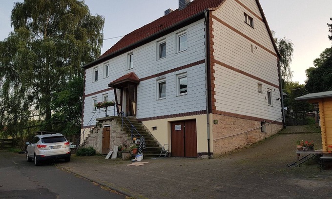 Sinntal Apartment | Apartment 'Scholz' with Shared Garden and Wi-Fi