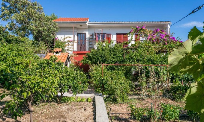 Seget Vranjica Apartment | Apartment Seget Vranjica 1038b