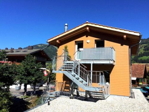 Zweisimmen Apartment | Apartment Simme-Tröimli by Interhome