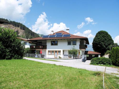 Zillertal Apartment | Apartment Sonne-4 by Interhome