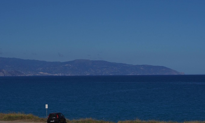Milazzo Apartment | Apartment Spiaggia di Ponente With Views of the Aeolian Islands