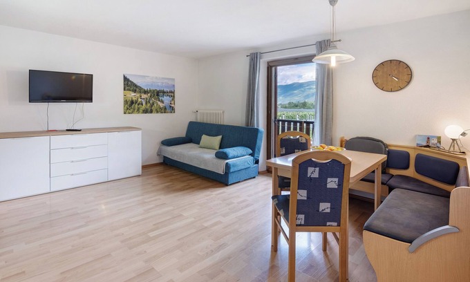 Naturno Apartment | Apartment 'Stark' with Mountain View, Shared Terrace and Wi-Fi