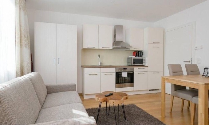 Leopoldstadt Apartment | Apartment Tabor Champagner
