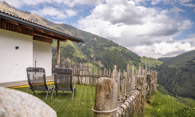 Vallarga Apartment | Apartment 'Tratterhof Apt Astjoch' with Mountain View, Private Terrace and Wi-Fi