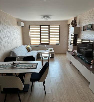 Pomorie Apartment | Apartment Tuthon