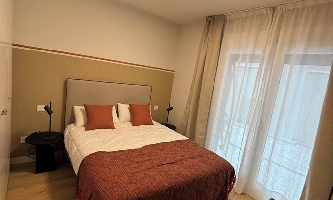 Valladolid City Centre Apartment | Apartment two minutes from the Cathedral! Ideal for families, with patio.