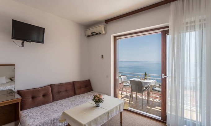 Baska Voda Apartment | Apartment Vedra- free parking and close to the beach SA2 - B(2+1) - Baska Voda, Riviera Makarska,