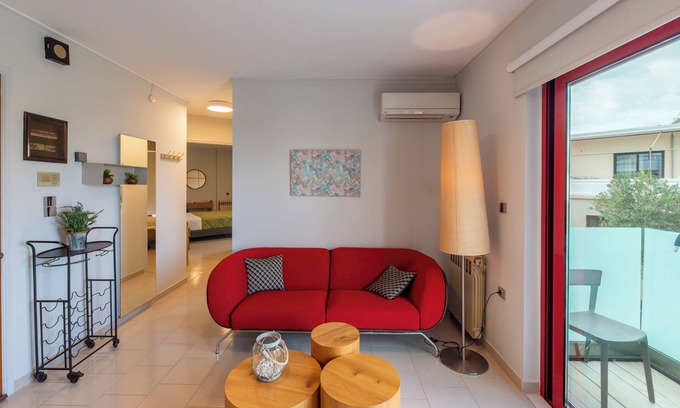 Old Town Apartment | Apartment very close to the water and the beach