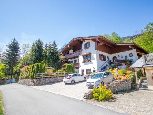 Zillertal Apartment | Apartment Viktoria by Interhome